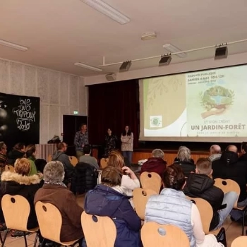 Réunion publique pour un jardin forêt à Thiézac